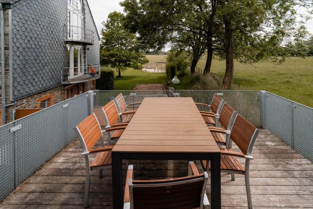 Rustig Gelegen Gite Nabij Houffalize Exteriér fotografie